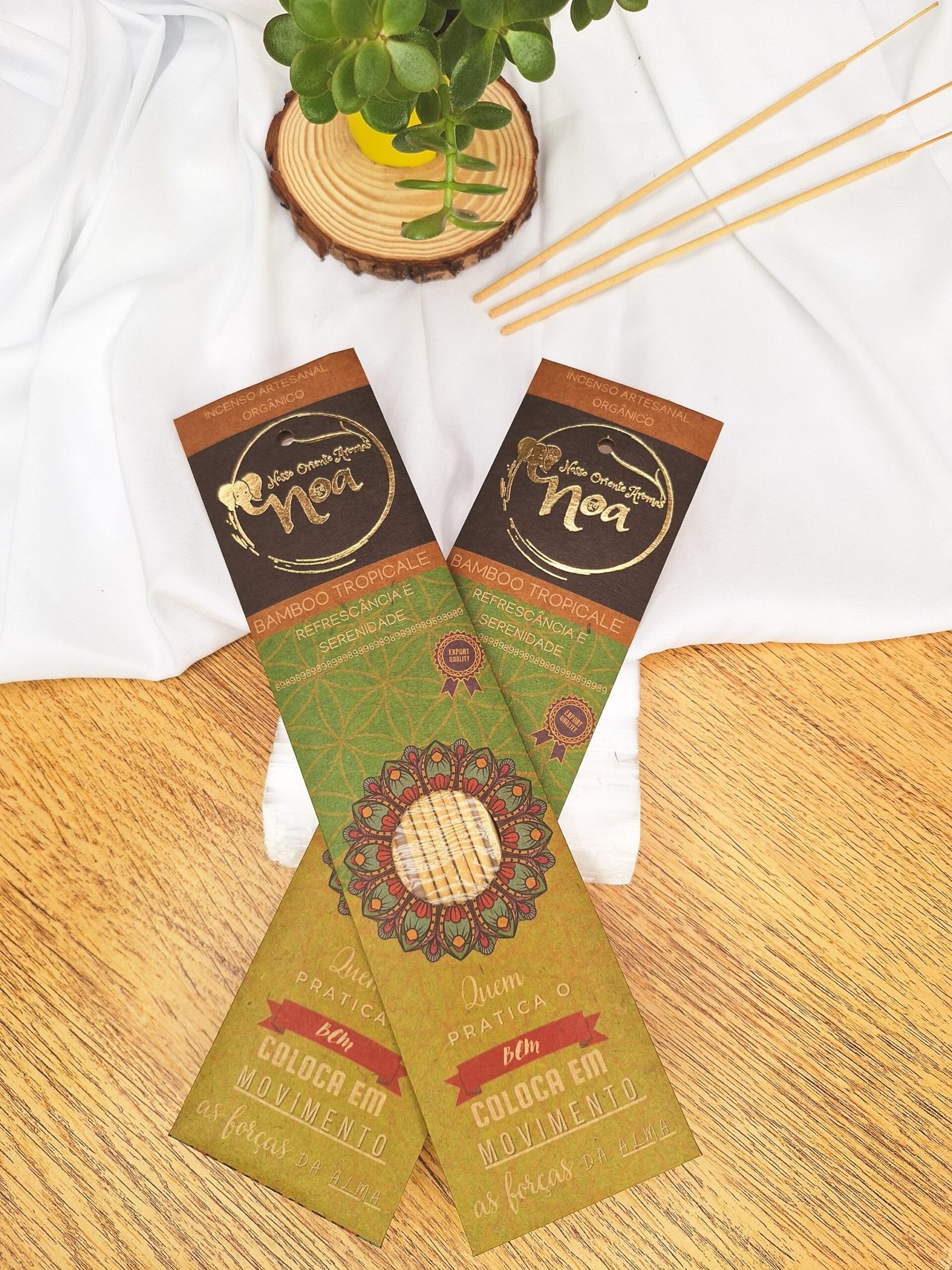 1000147048-scaled.jpg Incenso Bamboo Tropicale (REFRESCÂNCIA E SERENIDADE)- Terapêutico