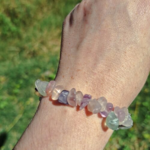 1000154531-scaled.jpg PULSEIRA DE FLUORITA ARCO-ÍRIS - superação, purificação e concentração