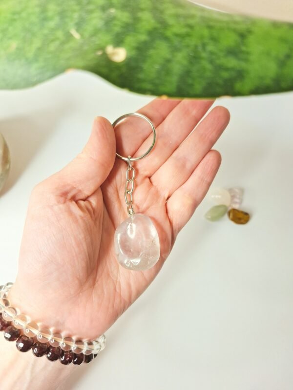 Chaveiro de Quartzo Cristal Rolado - Purificação, Energização e Intensificador