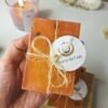 SABONETE ENERGÉTICO- MELANCIA (ENERGIA REVITALIZANTE, FRESCOR REFRESCANTE, COR LARANJA)