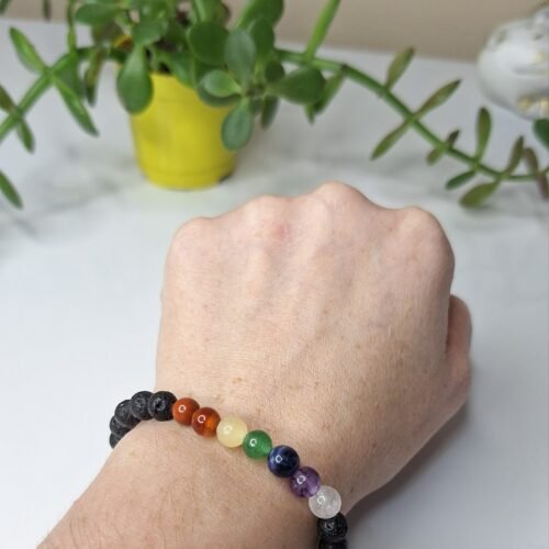Pulseira 7 Chakras - Pedra Vulcânica 6mm- Harmoniza e Fortalece
