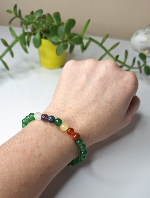 Pulseira 7 Chakras de Quartzo Verde 6mm- Saúde e Equilíbrio Emocional