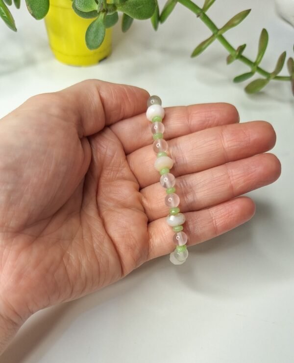 Pulseira de Quartzo Rosa e Quartzo Verde - Amor Incondicional e Equilíbrio