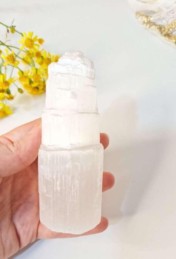Torre de Selenita 210gr - Peça Única (LIMPEZA ENERGÉTICA)