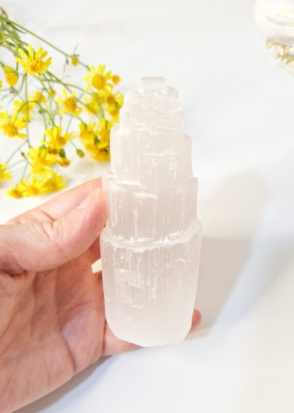Torre de Selenita 210gr - Peça Única (LIMPEZA ENERGÉTICA)