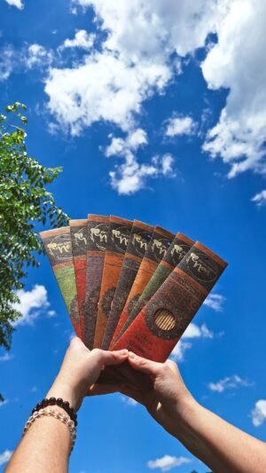 Kit 8 incensos artesanais e naturais de varetas- Magia da força, purificação e proteção