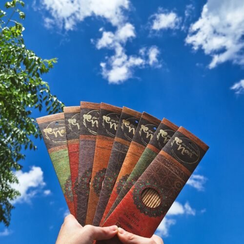 Kit 8 incensos artesanais e naturais de varetas- Magia da força, purificação e proteção