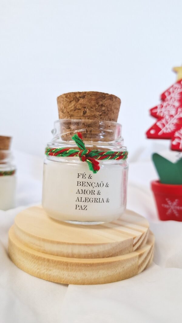 Vela de Natal: Maçã e Canela – Fé, Bênção, Amor, Alegria e Paz
