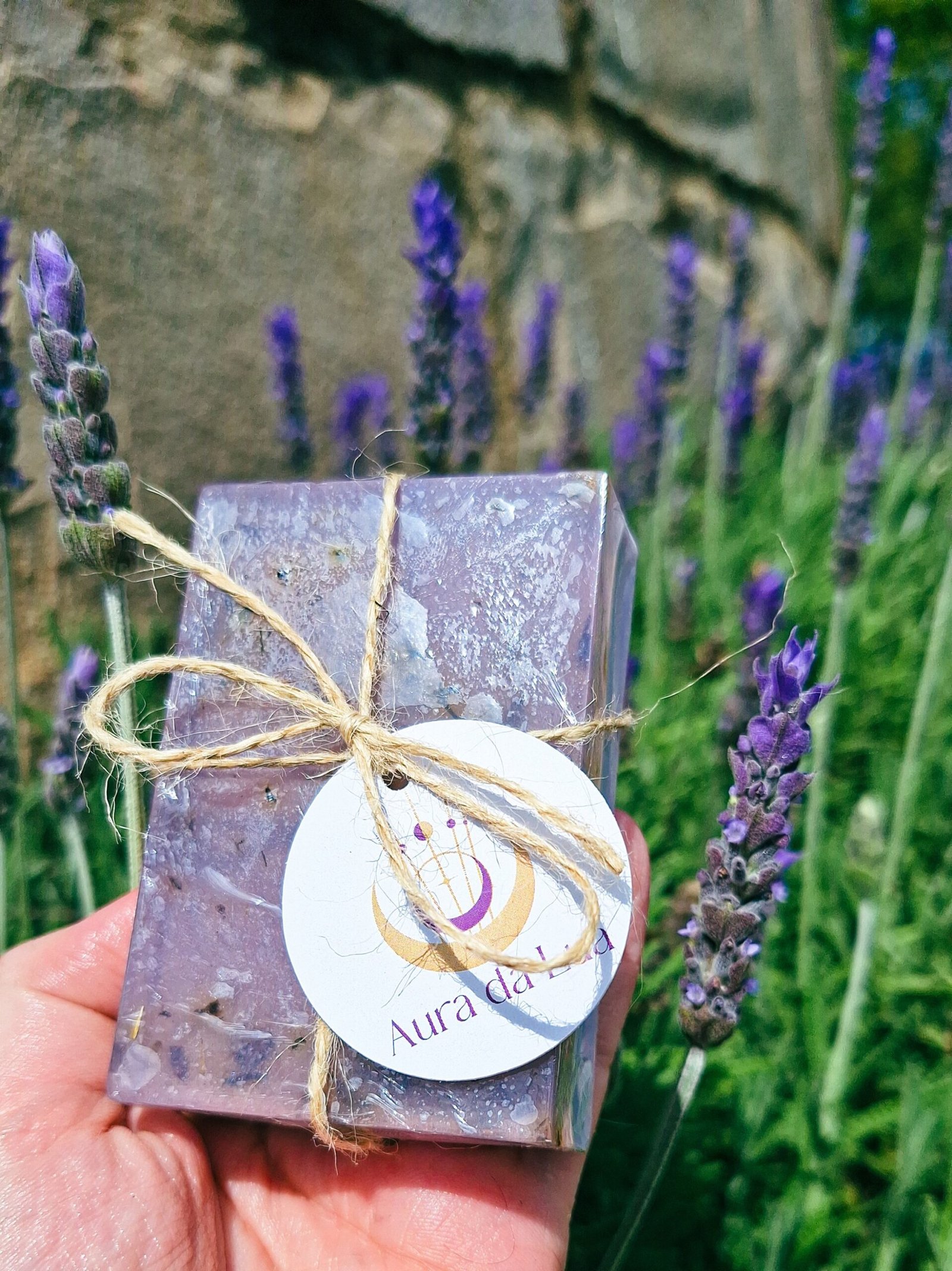 (Lançamento) SABONETE ENERGÉTICO DE LAVANDA - (CALMANTE, RELAXANTE, ACALMA ANSIEDADE )