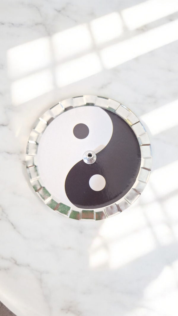 Incensário metal Yin Yang – Equilíbrio e Harmonia ✨
