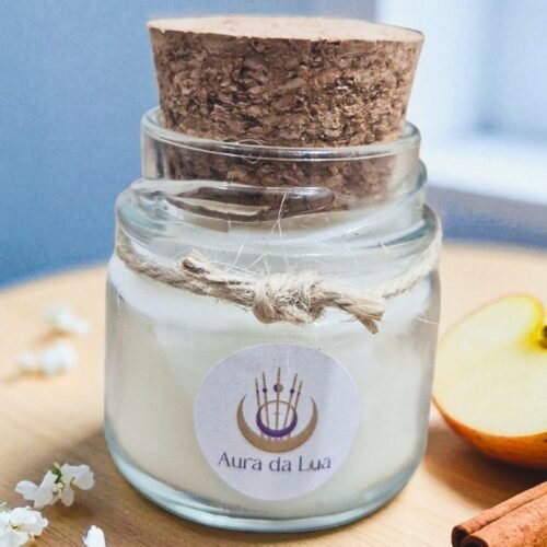 Vela Maçã com Canela – Aroma Quente e Aconchegante | Chama da Coragem e Proteção