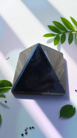 Pirâmide de Obsidiana – 40g a 60g
