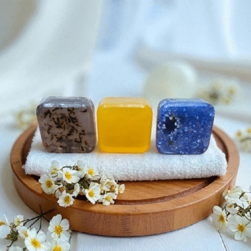 💜Kit Ritual 3 Forças – limpeza, energia e calma (3 sabonetes Lavanda + Mel+ Anil, Alecrim e Sal Grosso — com Reiki)