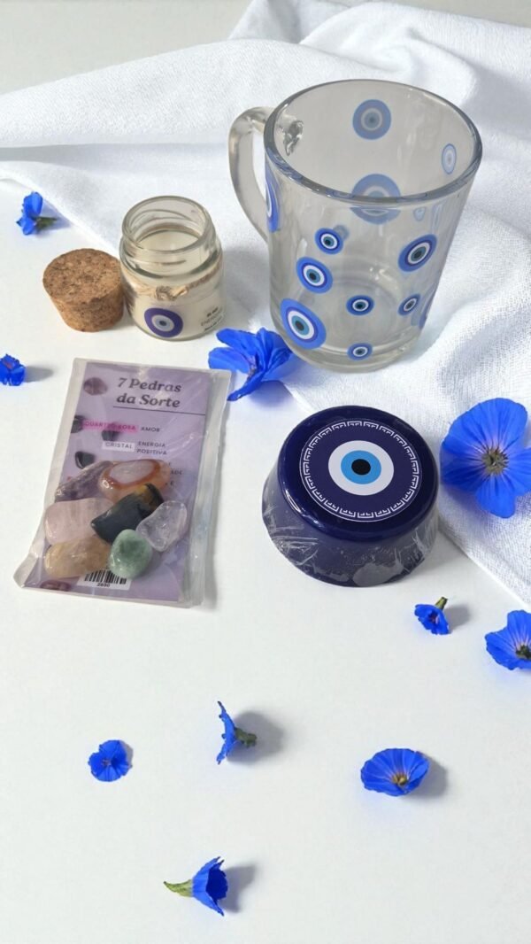 2025/09/1000225223.jpg 🧿 Kit Olho Místico – Proteção Kit 7 Pedras da Sorte + Caneca de Vidro Olho Grego 230ml+ Vela Olho Grego + Sabonete Exclusivo Olho Grego(com energia Reiki)