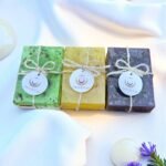 Kit Calmaria 3 sabonetes –  Hortelã & Flor de Melissa, Calêndula e Lavanda Energéticos— com Reiki (uso diário)