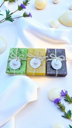 Kit Calmaria 3 sabonetes – Hortelã & Flor de Melissa, Calêndula e Lavanda Energéticos— com Reiki (uso diário)