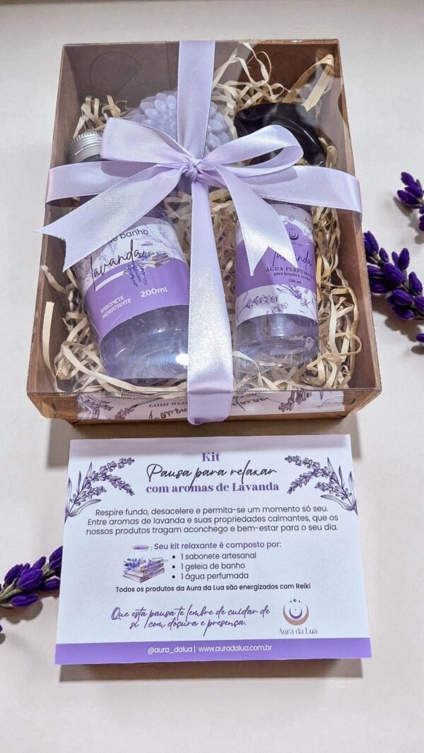Kit Pausa para Relaxar –Aromas de Lavanda (Sabonete, Geleia de Banho, Água de Tecidos e Cartão)