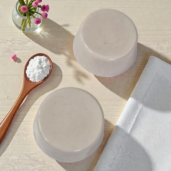 2026/01/1000312993.jpg Sabonete Argila Branca, Dolomita & Óleo de Rosa Mosqueta Uniformização do tom, regeneração e luminosidade para a pele Corpo e Rosto