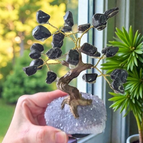 2026/01/1000315003.jpg Bonsai Árvore de Ônix na Drusa de Ametista- Proteção energética, força interior e aterramento