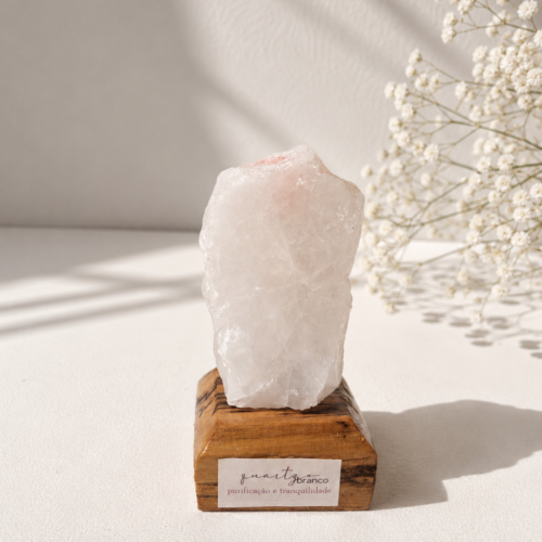 Quartzo Branco – Purificação, Tranquilidade e Equilíbrio Energético