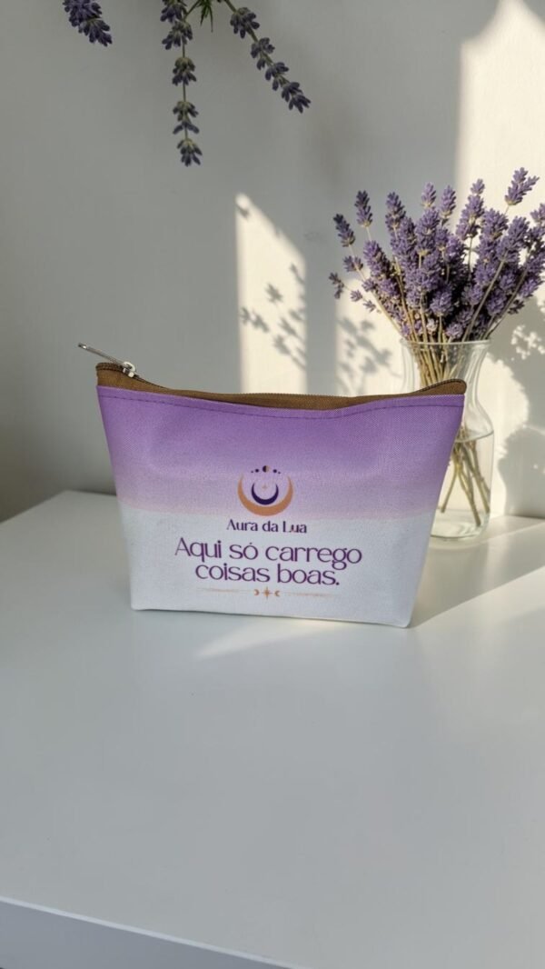 Necessaire Aura da Lua — Aqui Só Carrego Coisas Boas