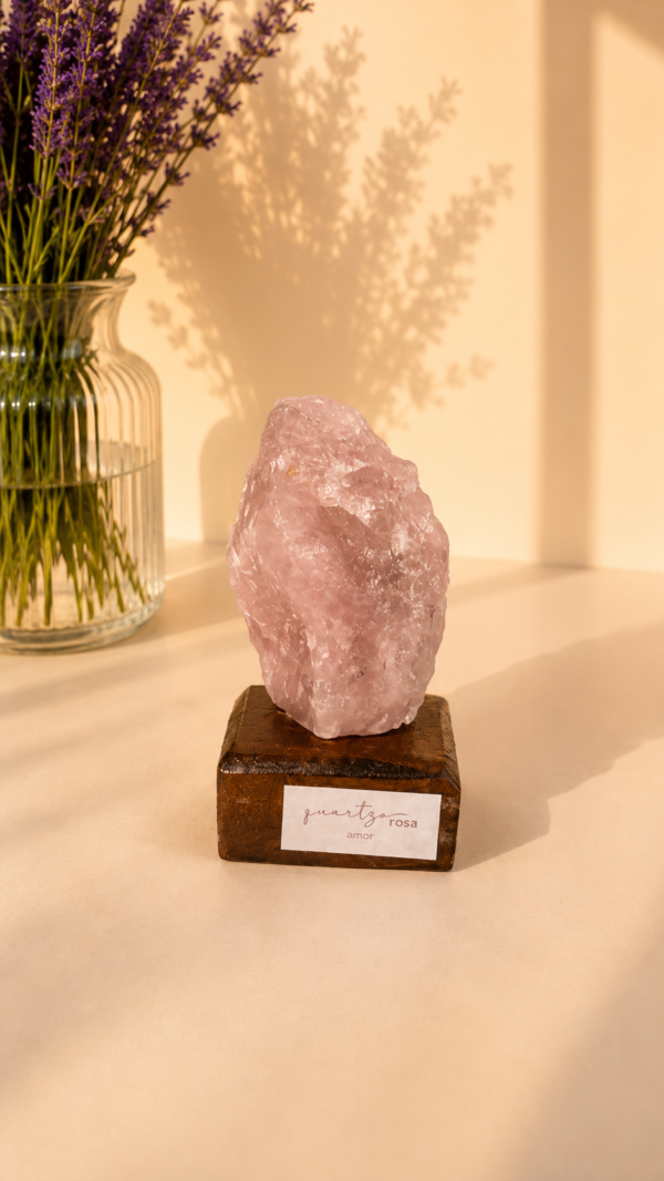 Quartzo Rosa Goiaba – Amor, Acolhimento e Harmonia